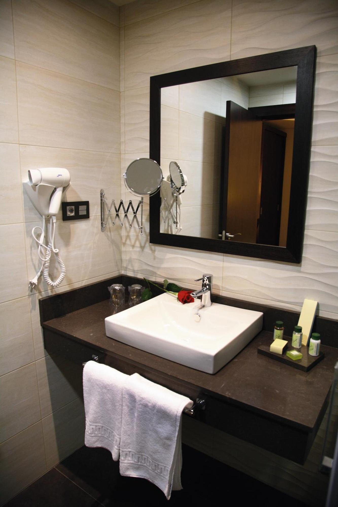 קובאדונגה Hotel Rural - El Rincon De Don Pelayo מראה חיצוני תמונה