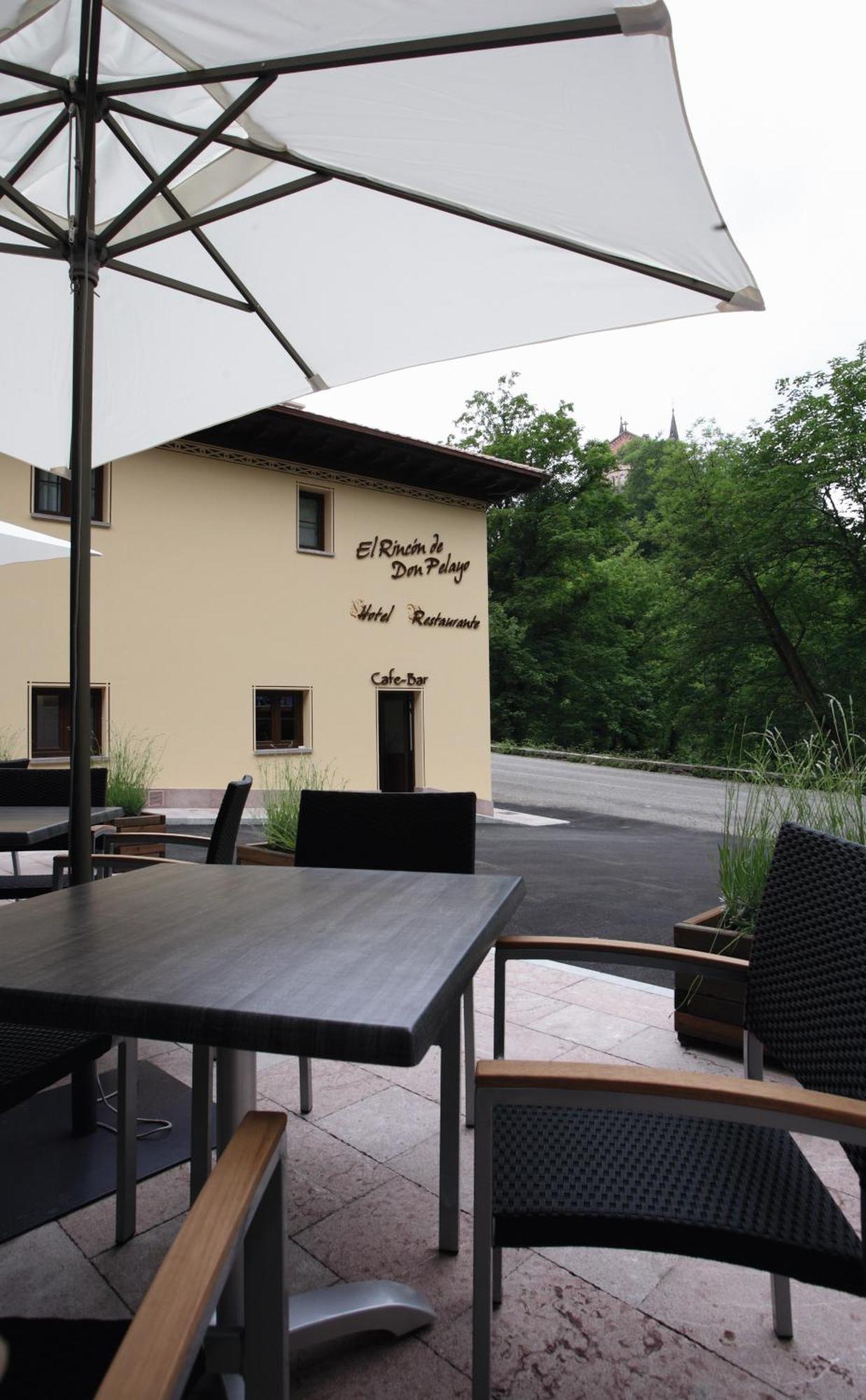 קובאדונגה Hotel Rural - El Rincon De Don Pelayo מראה חיצוני תמונה