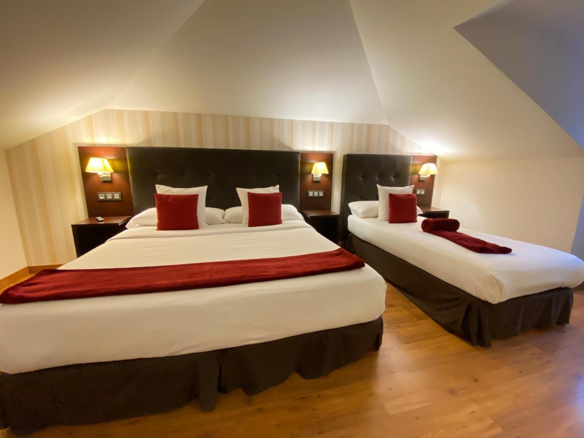 קובאדונגה Hotel Rural - El Rincon De Don Pelayo מראה חיצוני תמונה